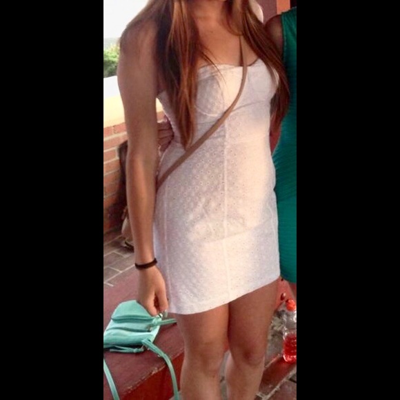 Forever 21 Lace Eyelet Dress - Picture 2 of 7